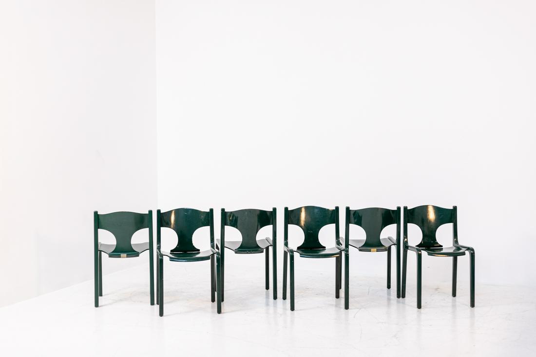 Set of Six Green Wooden Chairs by Augusto Savini for: Wonderful set composed of six beautiful chairs designed by architect Augusto Savini for the manufacture of Pozzi Giuseppe and sons in 1968. The chairs were mass produced and were first presented at Po