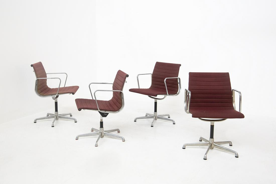Vintage Office Chairs with Armrests by Herman Miller (1 of 6)