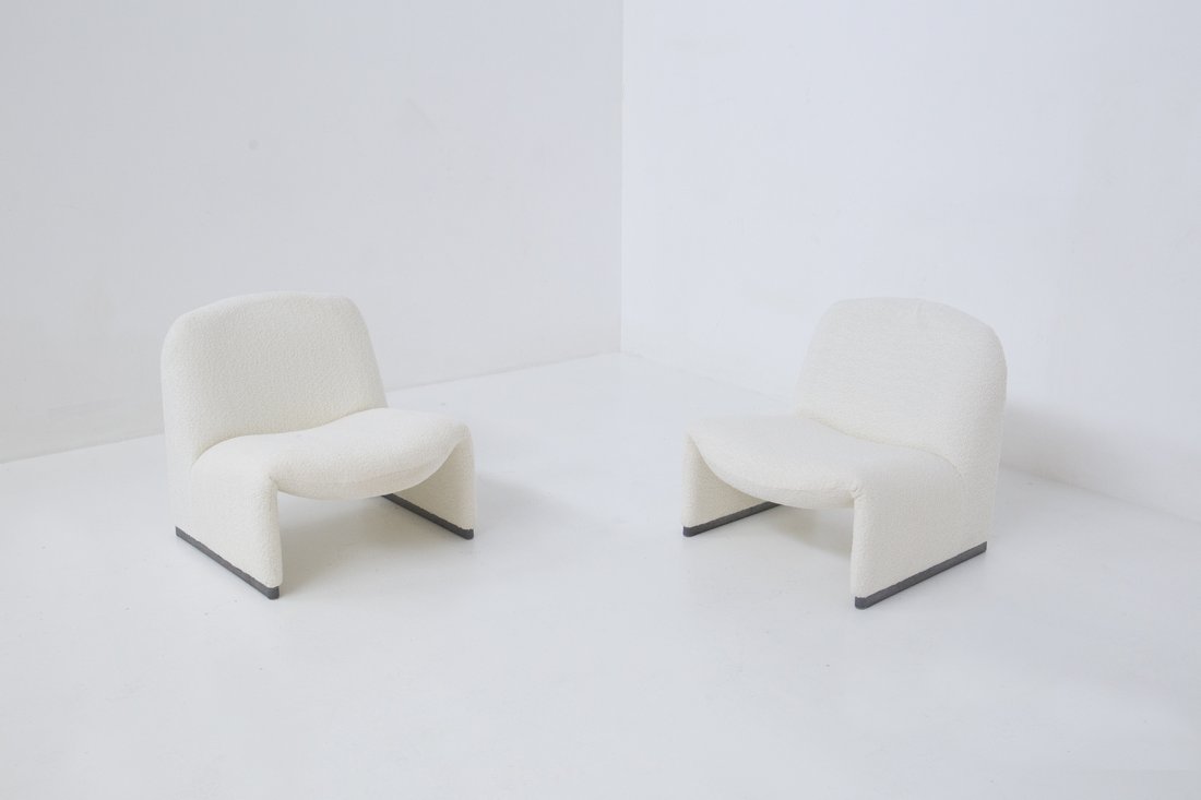 GIANCARLO PIRETTI BOUCLÃ‰ ARMCHAIRS, 1960S (1 of 6)