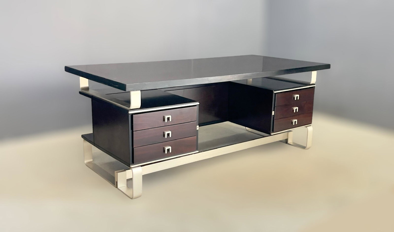 Large executive desk by AbbondInterni  1970s (1 of 4)