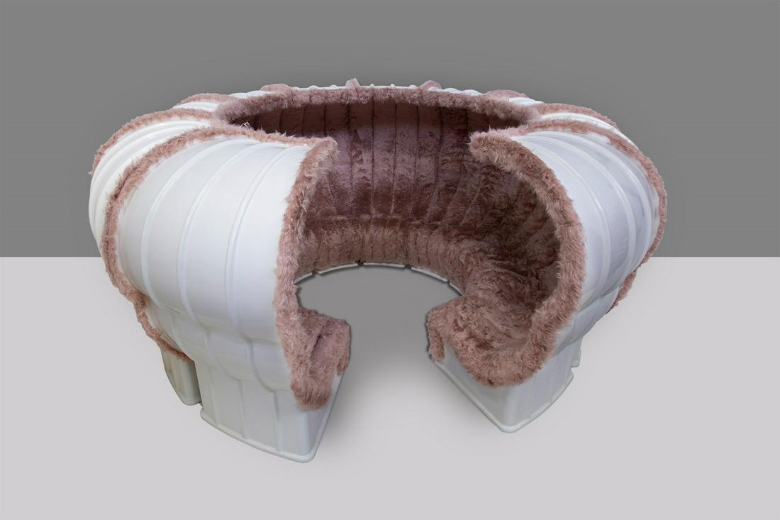 Superstudio ( - ) Bazaar Superstudio for Giovanetti, label: Height: 150 cm Width: 345 cm Depth: 200 cm Set of 5 modular armchairs in white fiberglass resin shell with pink synthetic pile covering. Label. Also called Pumpkin. Superstudio for Giovanetti. Each mo