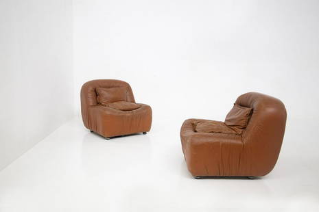 De Pas, D'Urbino, Lomazzi Leather Armchairs (Attr): Height: 83 cm, Width: 85 cm, Depth: 90, Seat 42 cm Rare pair of leather armchairs from the 1970s and attributed to designers De Pas, D'Urbino and Lomazzi, of fine Italian manufacture. The armchairs ar