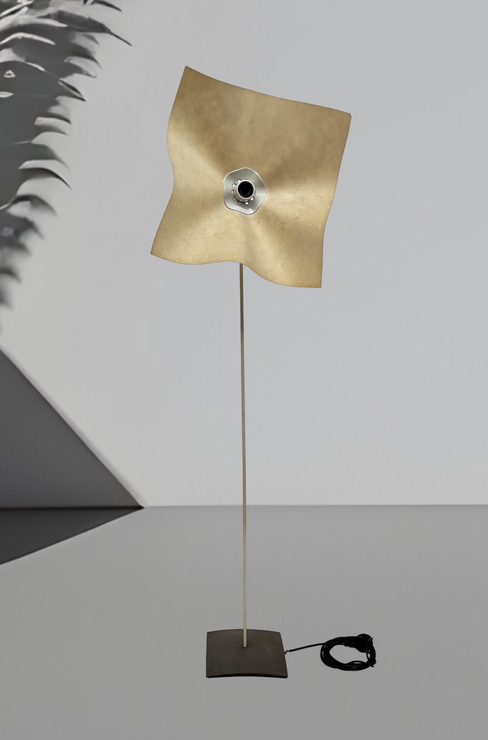 Mario Bellini for Artemide Area Floor Lamp (1 of 5)