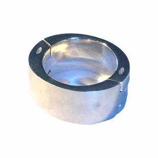 Vera Laica Angelo Mangiarotti Wedding Ring: 925 sterling silver, mark present. This ring consists of two parts that stay together only if the ring is inserted into the finger. Vera Laica is a noteworthy design. Here the human element (the weare