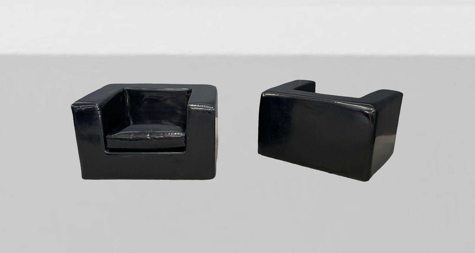 Pair of Throw Away Armchairs by Willie Landels for Zanotta (1 of 6)