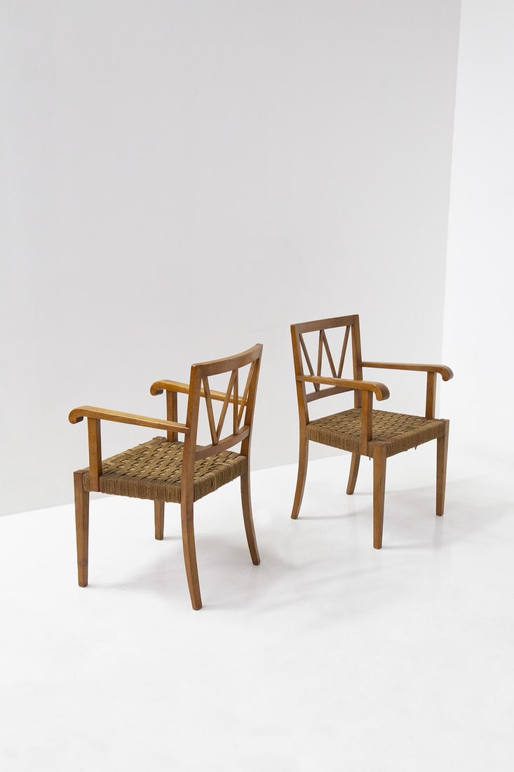 Rare pair of armchairs by Paolo Buffa (1 of 5)
