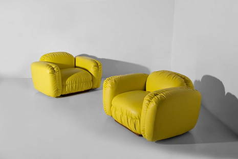 De Pas - D'Urbino - Lomazzi Armchairs (attr.): Height 63 cm, width 108 cm, depth 88 cm, seat height 36 cm Pair of yellow leather armchairs. 1970s.