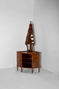 Gio Ponti Certified furniture: Height: 210 cm Width: 71 cm Depth: 71 cm Corner cabinet with riser, certified. Walnut-root frame and bronze elements. From the furnishings of Villa Guidi in Legnano. Made by Paolo Lietti from Cantù,