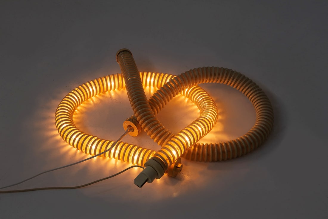 Gianfranco Frattini        'Boalum' lamp for Artemide (1 of 2)