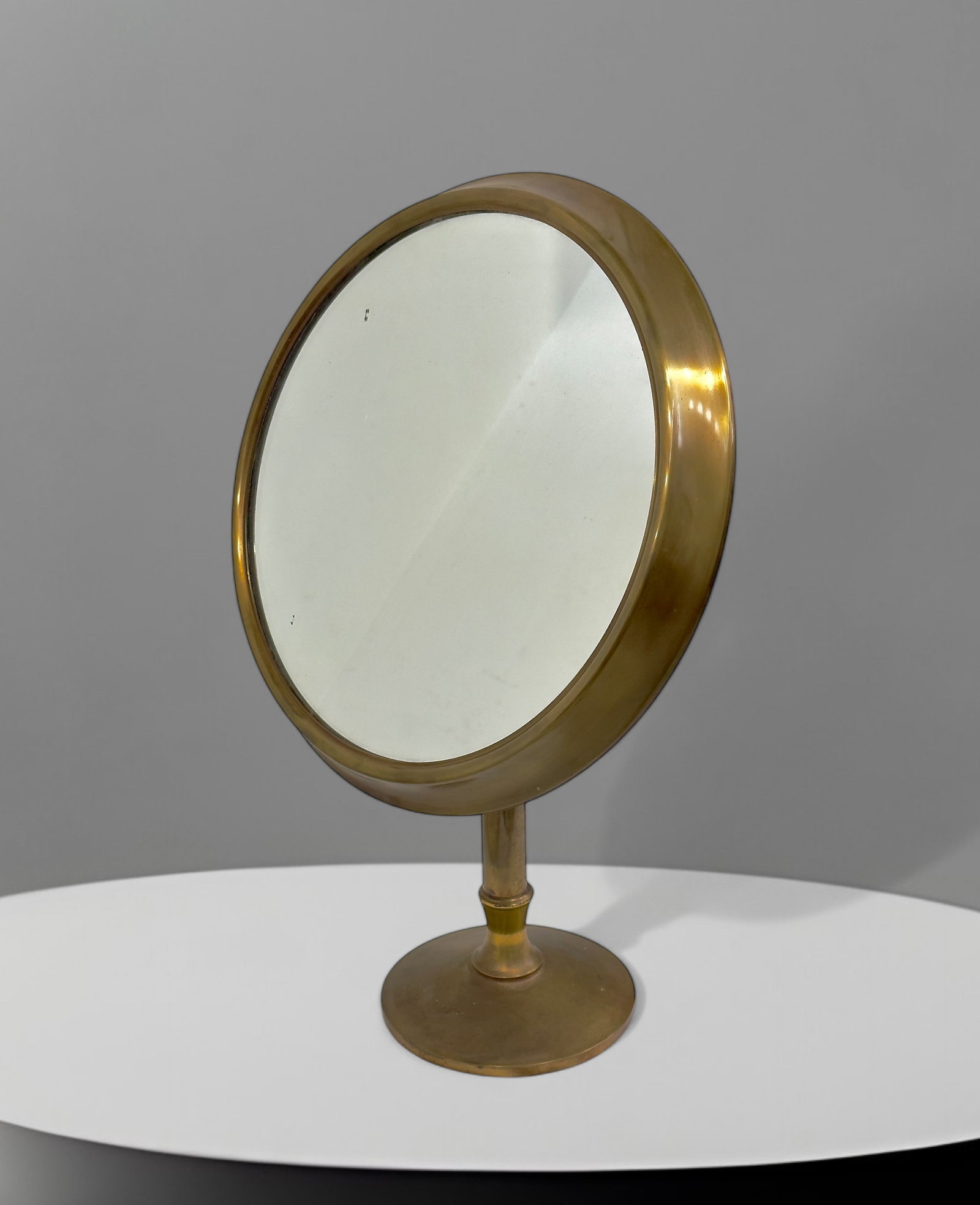 Manifattura Italiana        Table mirror (1 of 1)