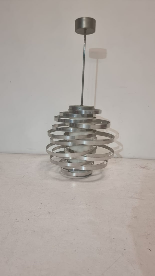 Gaetano Sciolari    Cyclone Suspension lamp (1 of 2)