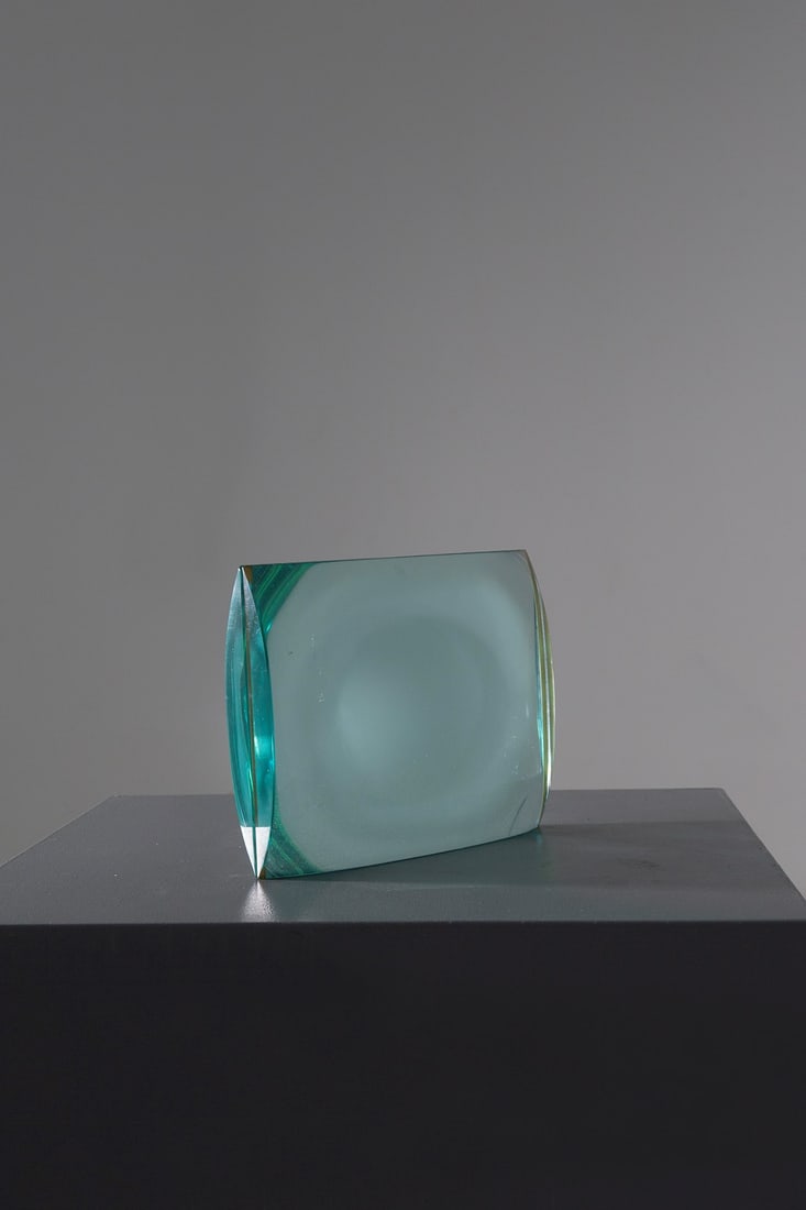 Erwin Walter Burger Photo Frame for Fontana Arte: Height: 20 cm Width: 26 cm Depth: 5 cmBeveled crystal glass photo holder 1950s DEISGN Erwin Walter Burger for Fontana Arte.