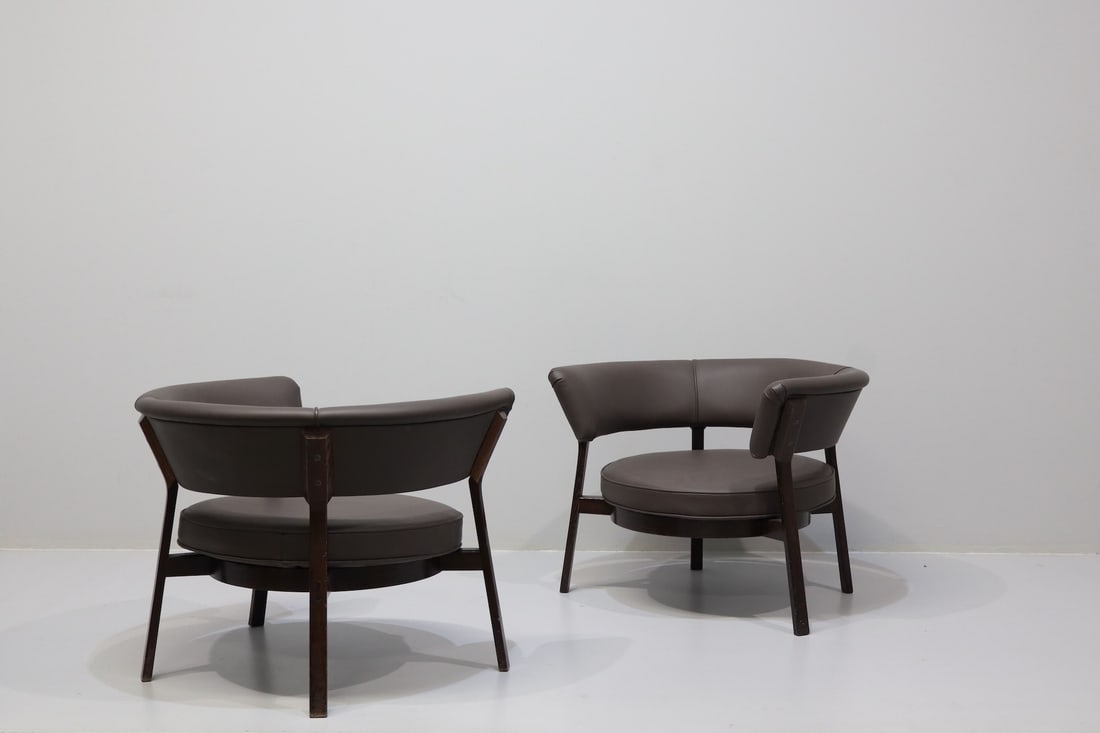 Eugenio Gerli        Pair of armchairs (1 of 2)