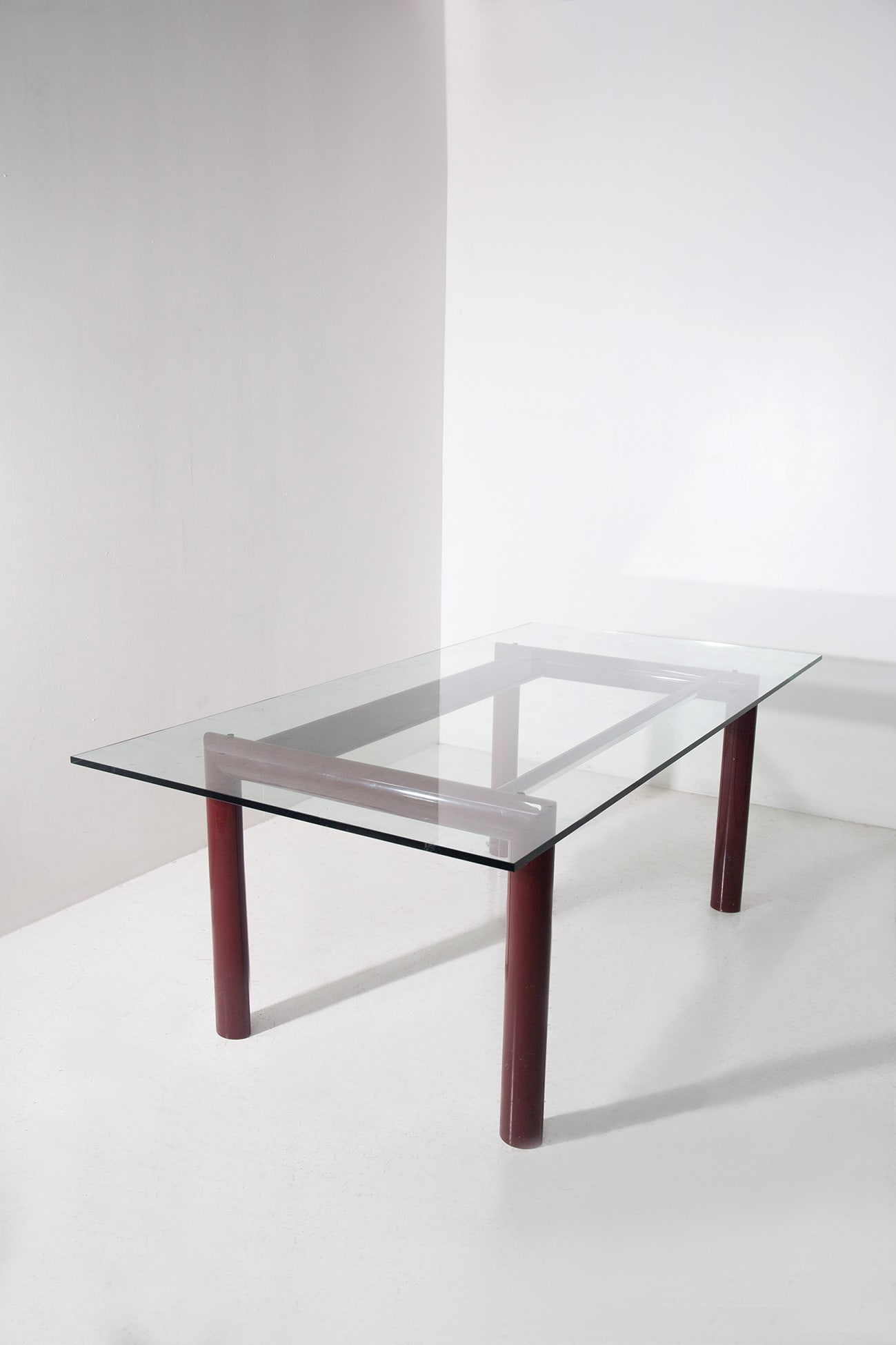 bellato Dining table (1 of 2)