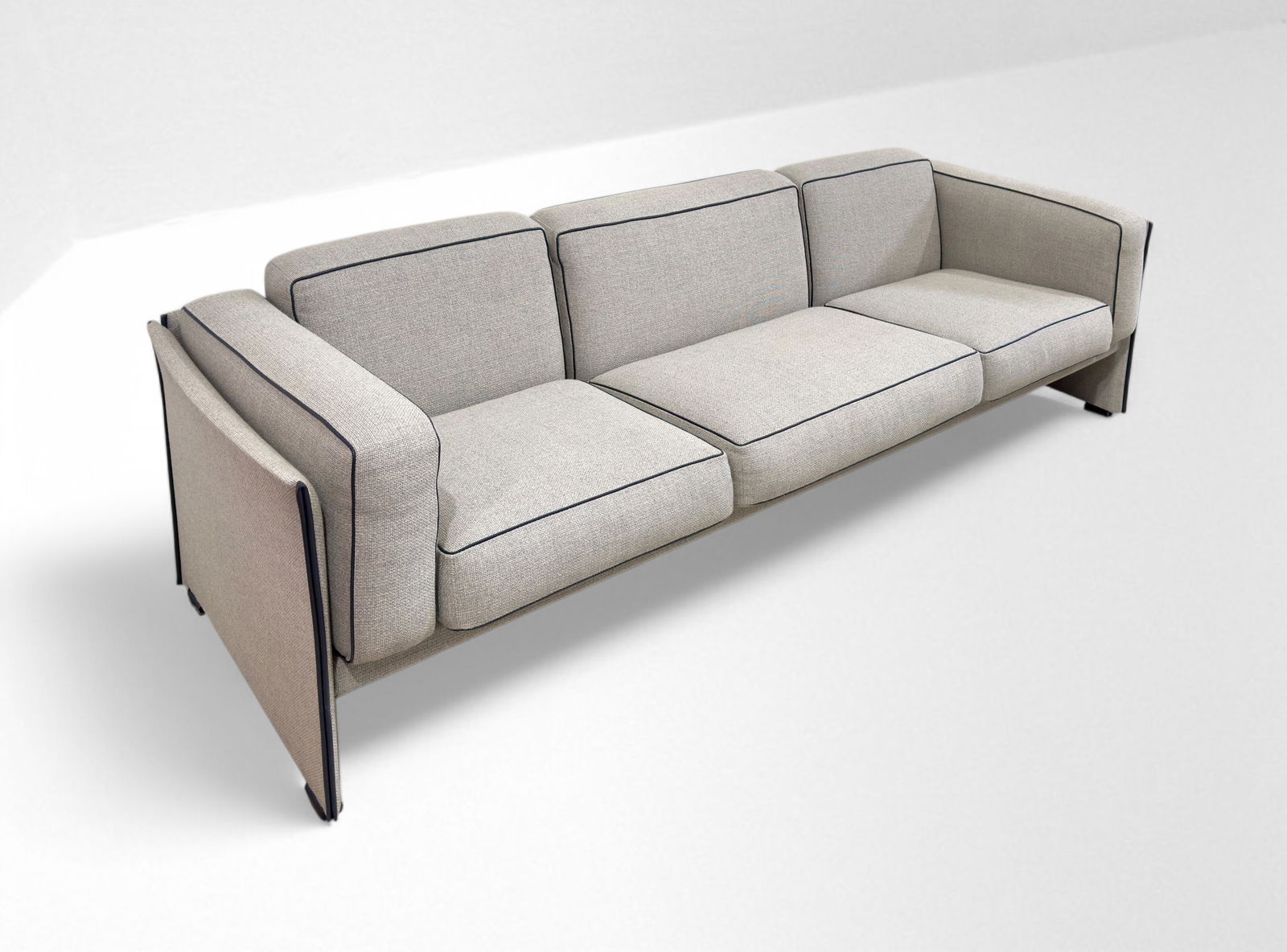 Mario Bellini Duc three-seater sofa (1 of 1)