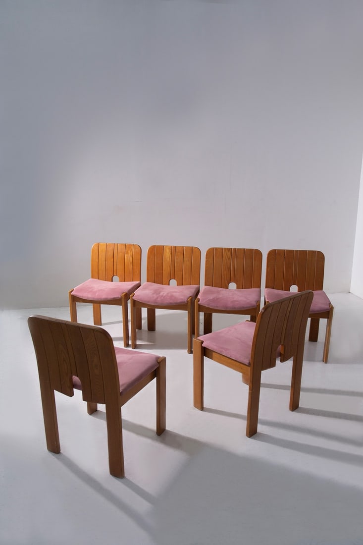Simon Gavina Six chairs: Height: 76 cm, Width:48 cm, Depth: 52 cmSet of six Gavina chairs from the 1970s, with original fabric from the period.