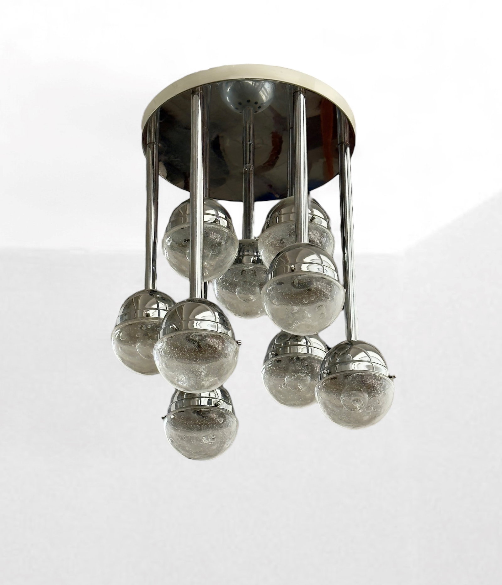 Manifattura Italiana    Space Age chandelier (1 of 2)