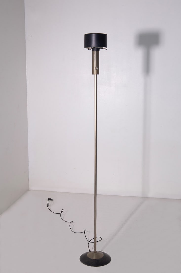 Stilnovo Floor lamp, label present: Height 164 cm, diameter 25 cmA 1960s model '4078' floor lamp. Cast iron with a matt nickel-plated brass finish.Stilnovo label.