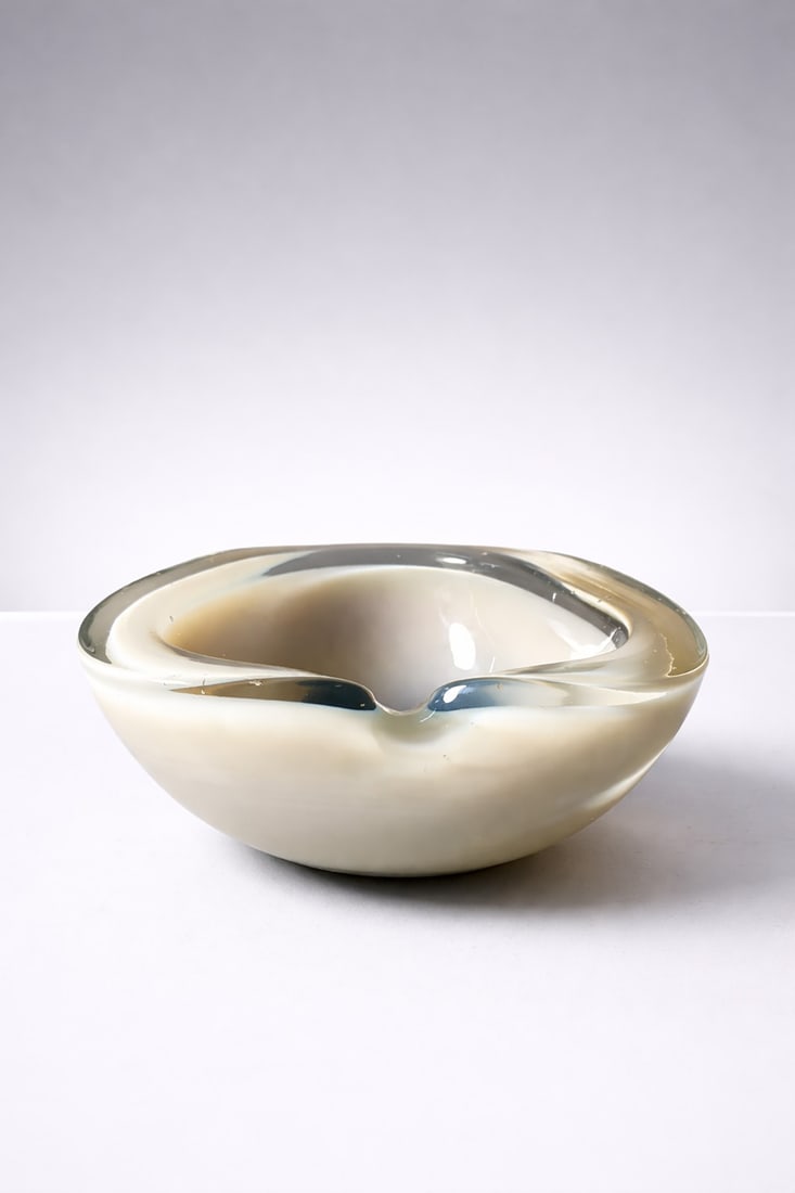 Ashtray (1 of 1)