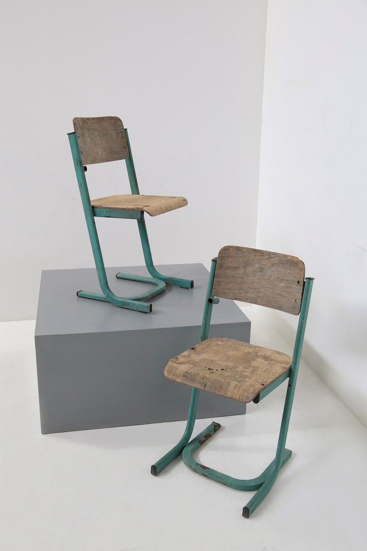 Manifattura Italiana Set of two school chairs (1 of 2)