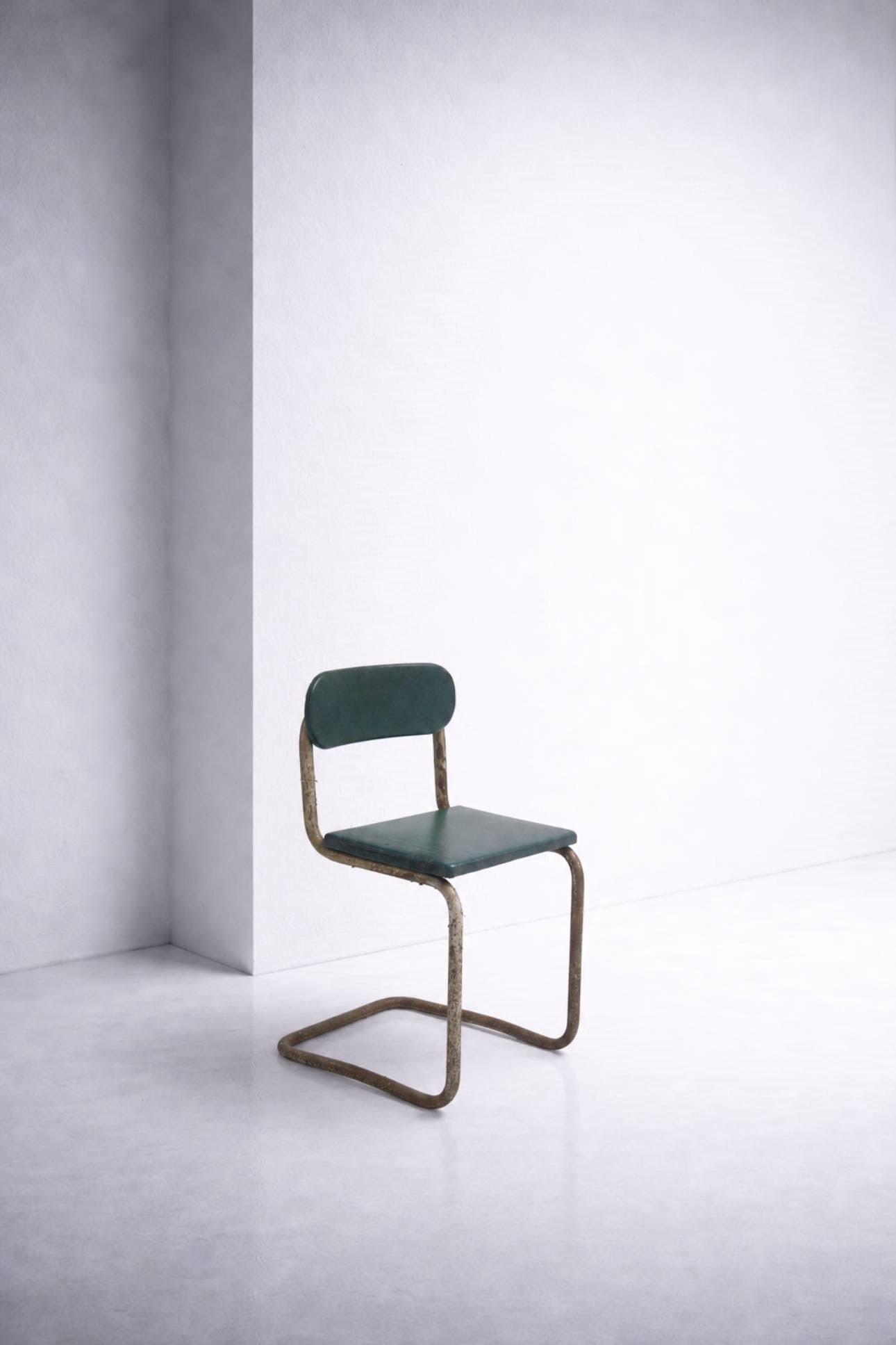 Giuseppe Pagano Metal chair (1 of 1)