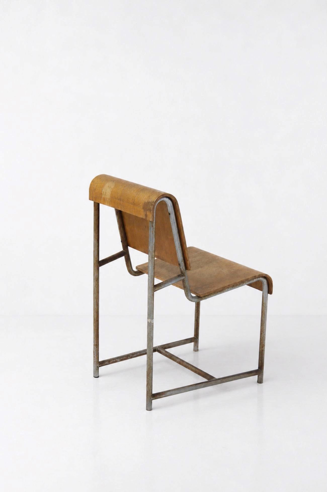 Gerrit Rietveld Chair (1 of 2)