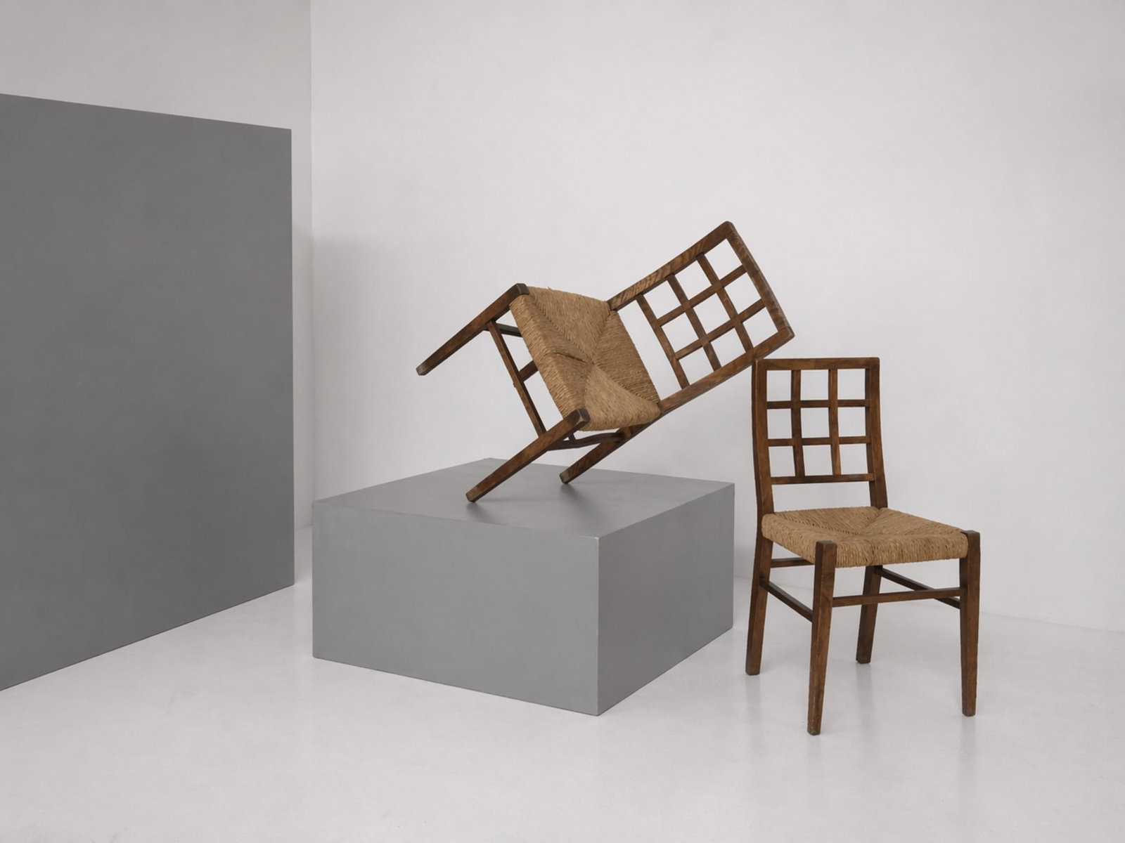 Maurizio Tempestini Pair of chairs attr.: Height: cm 88 Width: cm 44 Depth: cm 41 Pair of chairs by M.Tempestini, 1930s, with rope seats.