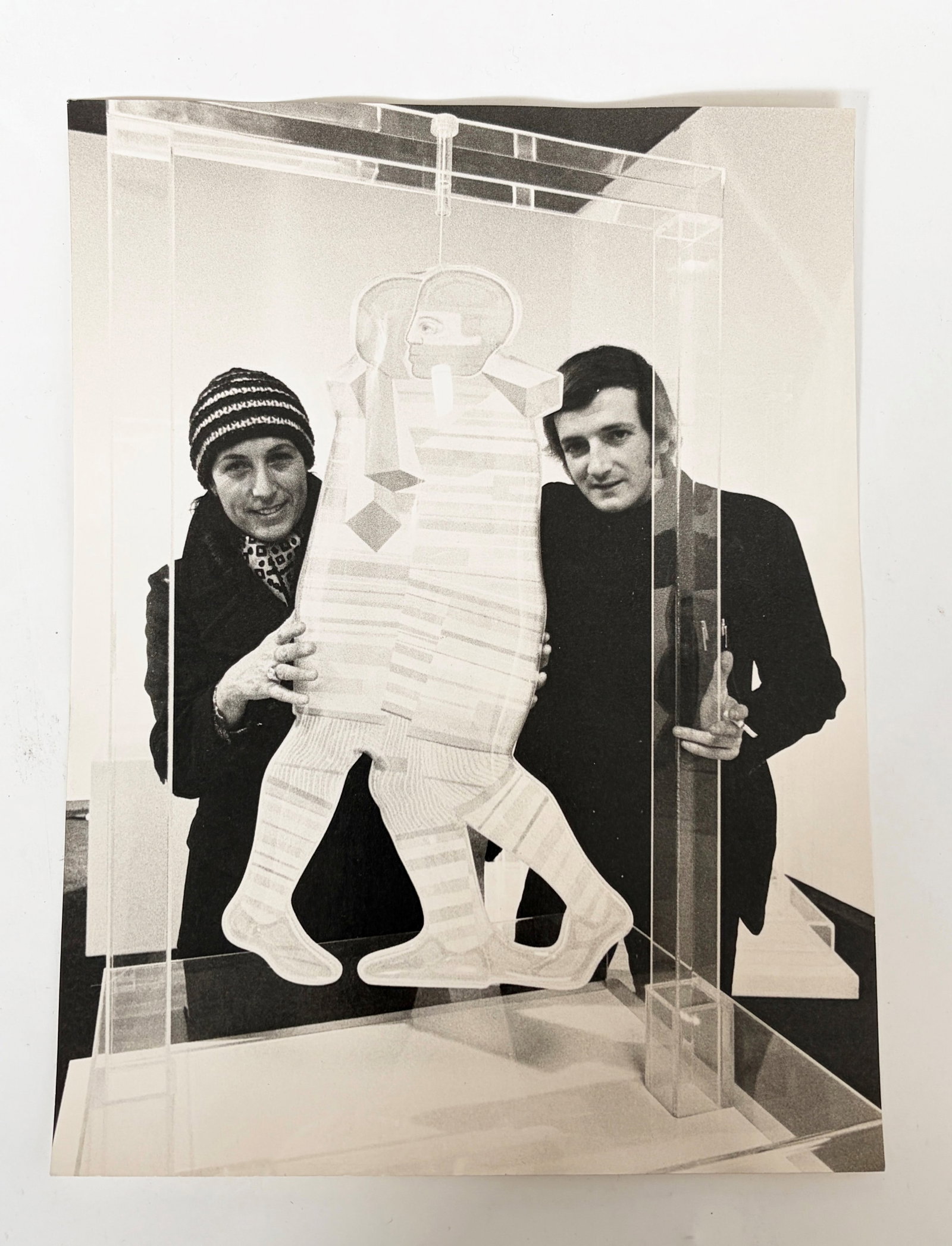 Dario Villalba Photography: Photograph with Dario Villalba featuring Milena Milano at the exhibitions held from January 9 to December 13, 1970, at the Galleria del Naviglio. Exhibition: December 2, 1970