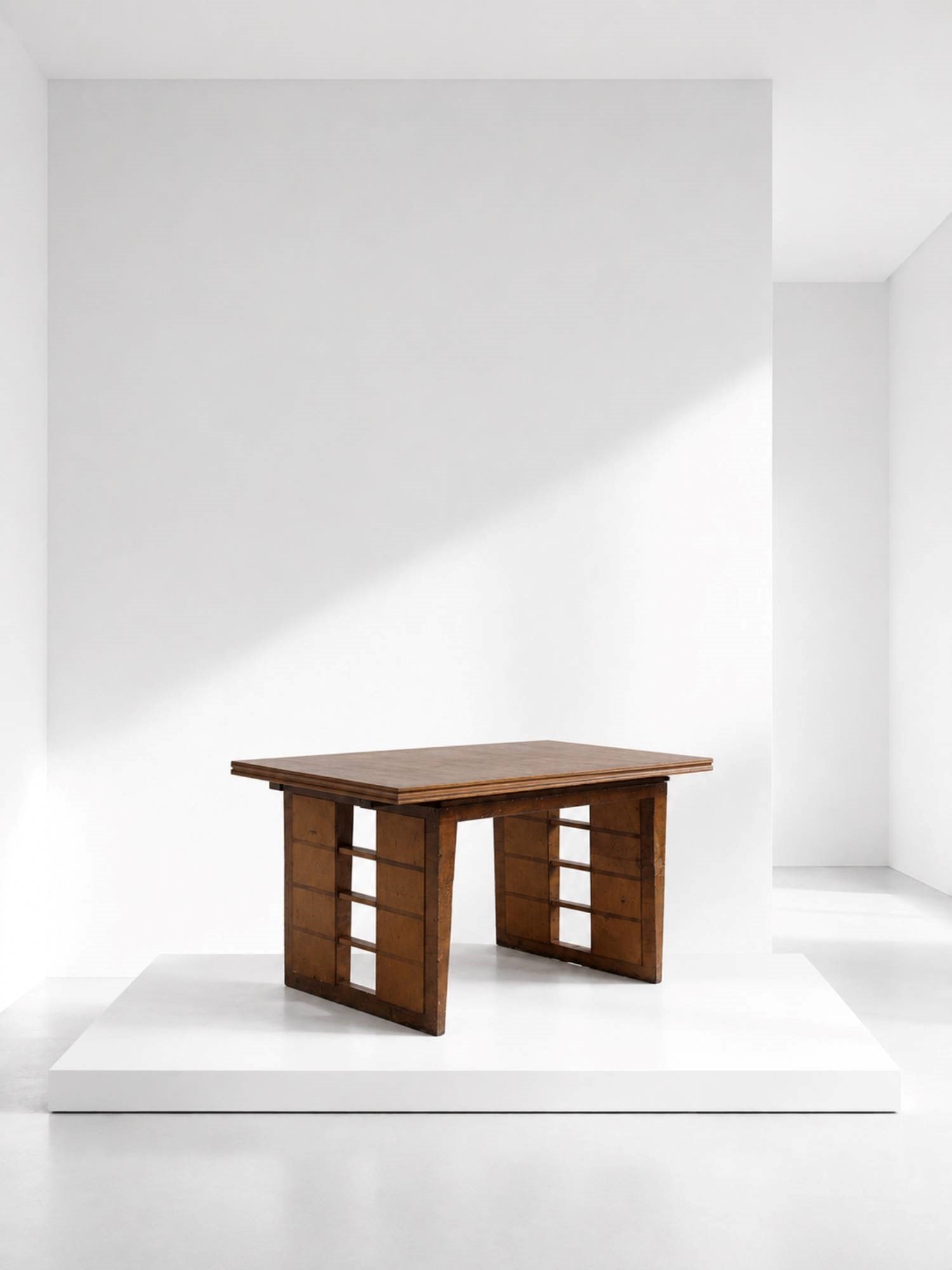 Gio Ponti Dining Table Attr: Height: 80 cm, Width: 155 cm, Depth: 92 cmDining table attributed to Gio Ponti, 1930s-1940s, Art Deco. Wood. Inlays.