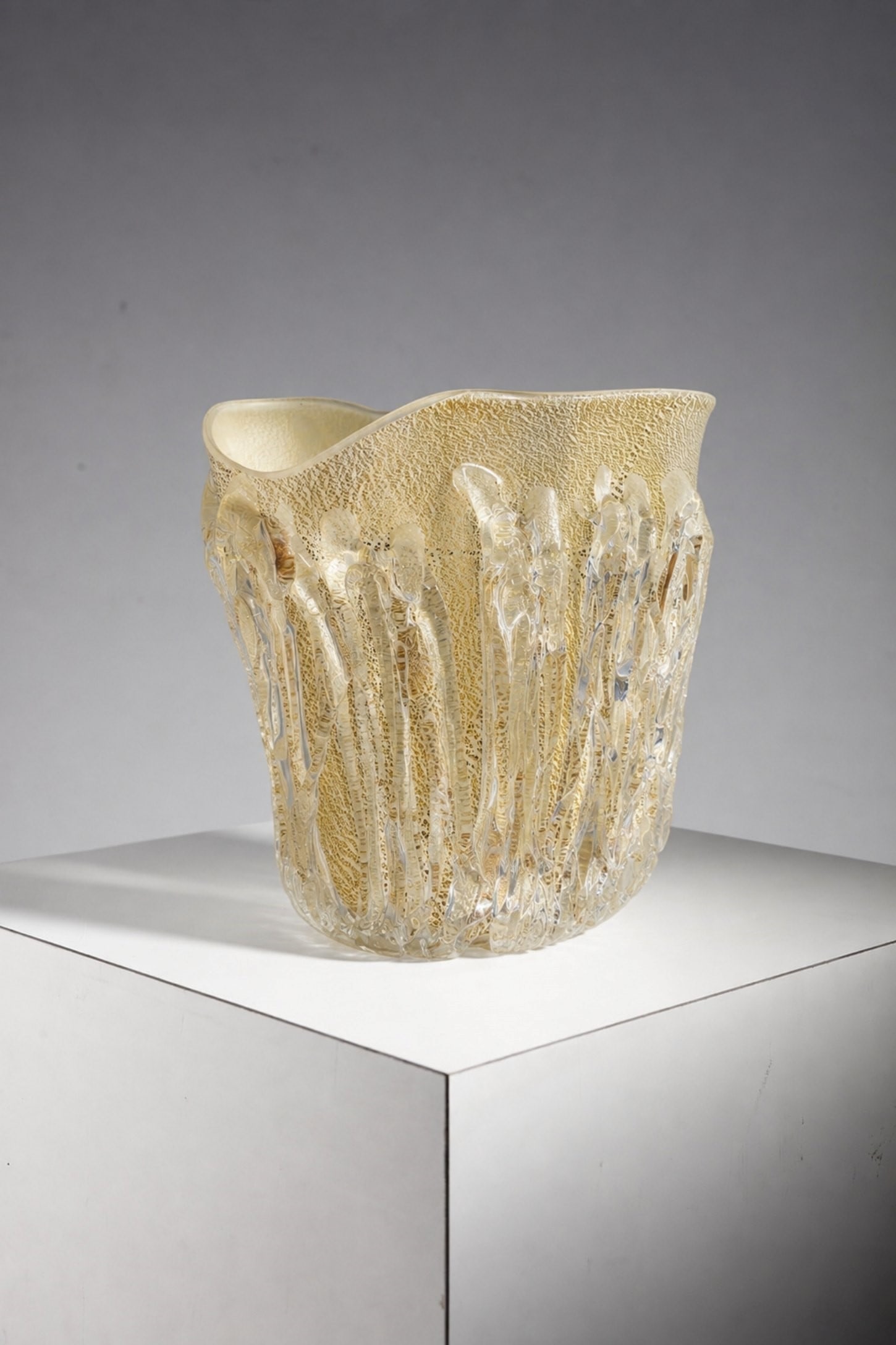 Sergio Costantini Vase: Height: 34 cm Width: 29 cm Depth: 13cmArtistic Murano glass vase by Sergio Costantini, hand-blown in the 1980s.