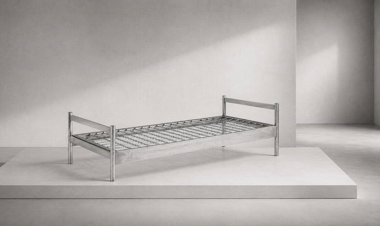 Luigi Caccia Dominioni Single Bed (1 of 4)