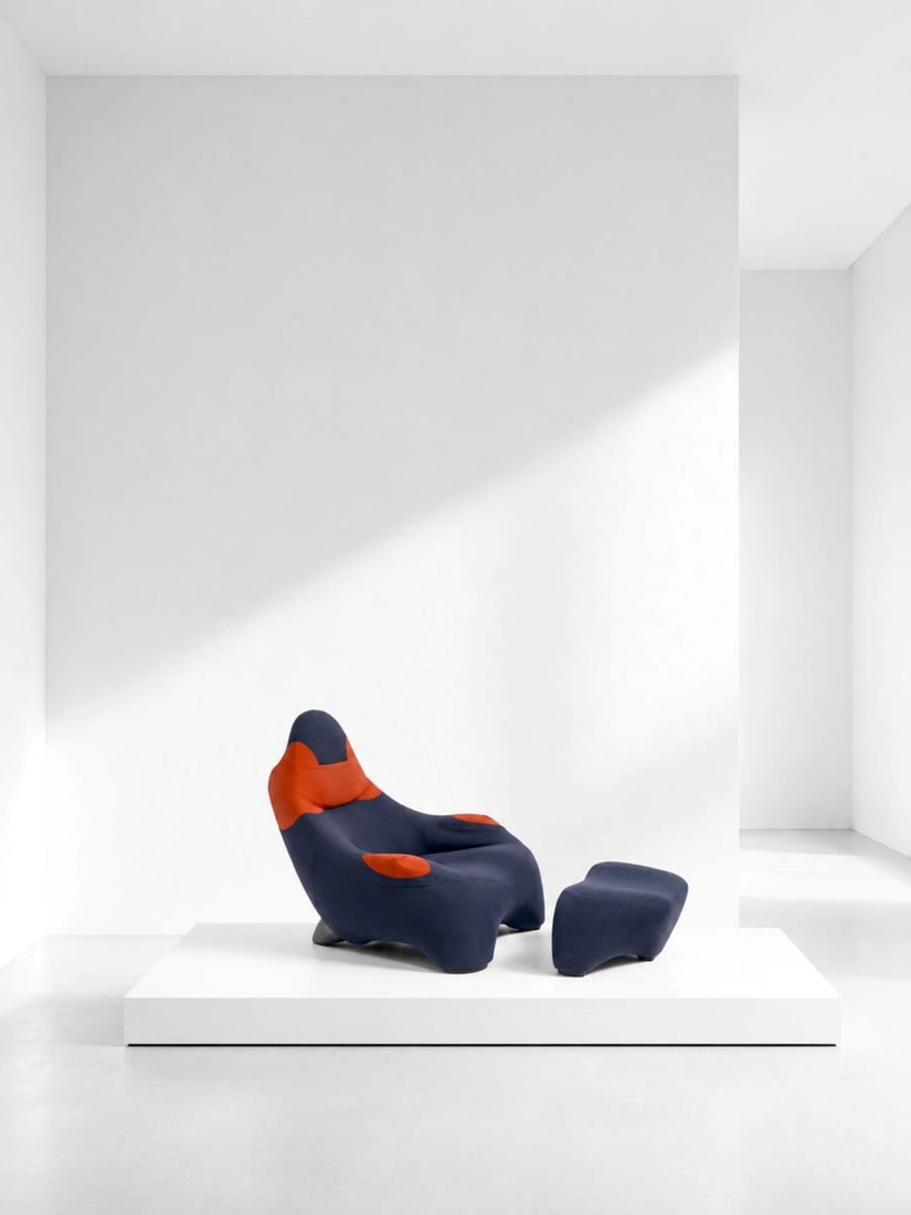 Marc Sadler Armchair Hal for Cassina: Height: 96 cm Width: 94 cm Depth: 105 cm Seat High: 39 cmArmchair with footstool model Hal for the 1997 Cassina manufacture. The frame of the Hal armchair is steel with polyurethane foam and