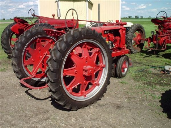 Farmall F-14 Tractor - 2