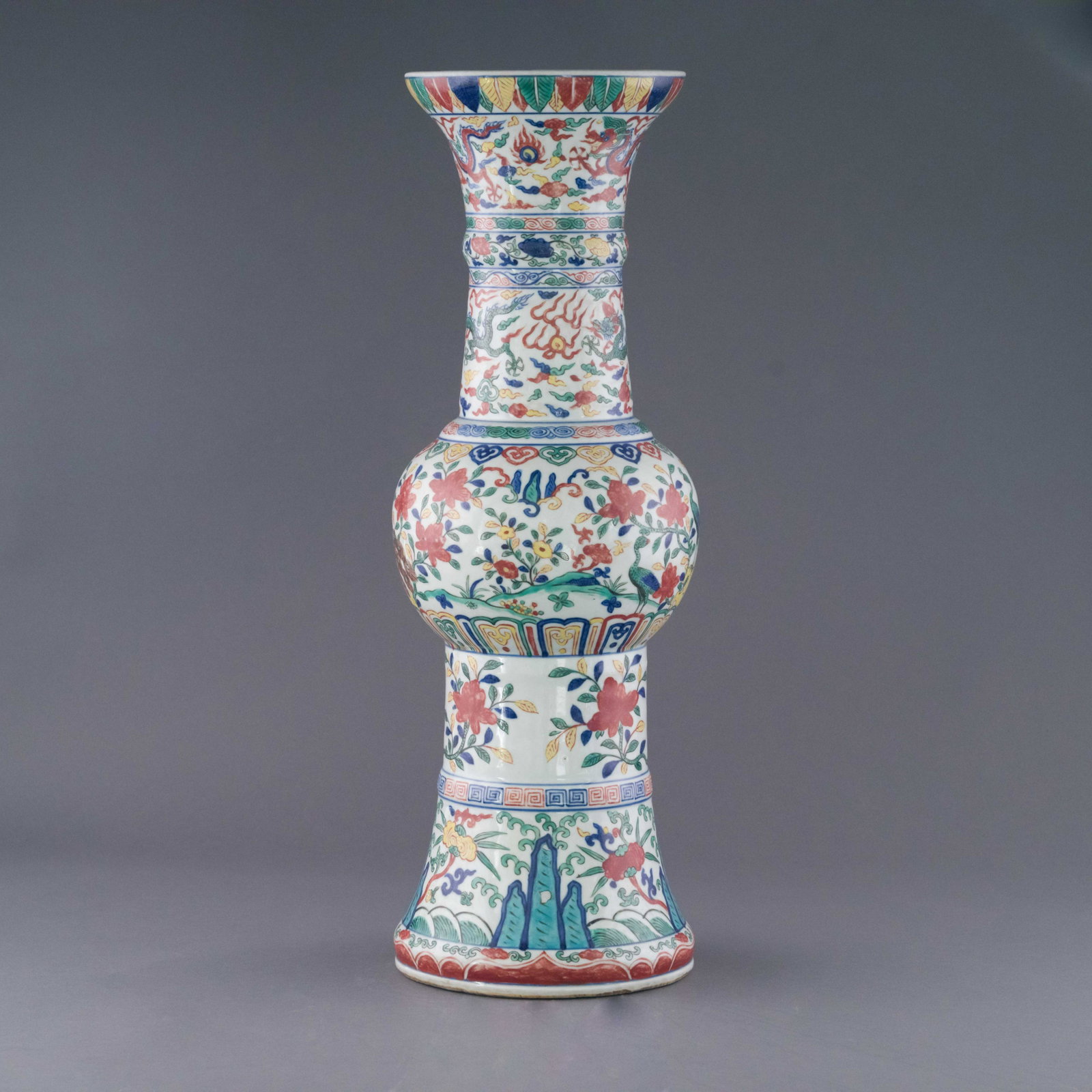 MING WANLI WUCAI PEACOCK PATTERN GU VASE: Dimensions: Height: 22.25 inch x Width/Diameter: 7.5 inch x Length/Depth: 7.5 inch Dimensions in Centimeter: 56.5 cm x 19.1 cm x 19.1 cm Extraordinary, 15th C. Chinese Ming Dynasty Period, Wanli Wucai
