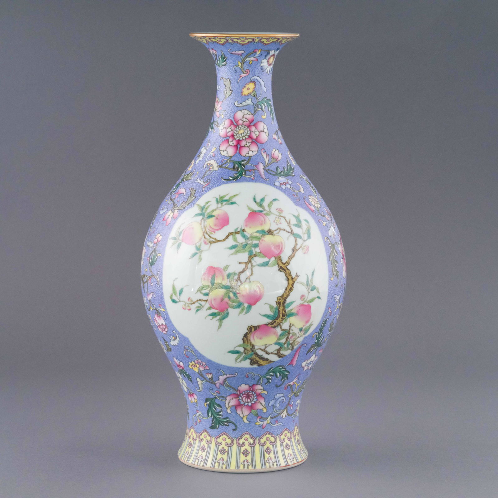 YONGZHENG FAMILLE ROSE POMEGRANATE WILLOW VASE (1 of 6)