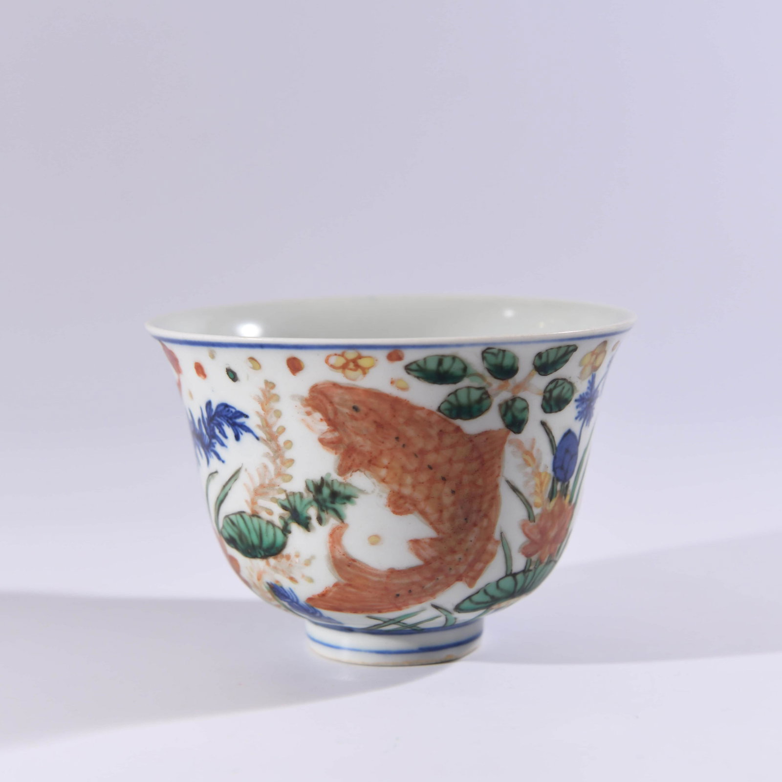 A CHINESE MULTI COLORED PORCELAIN BOWL: PROVENANCE: From the estate of Mr. Donald A. Pettinelli, White Plains, NY. Trading businesses, creating contacts globally he discovered his enthusiasm for Asian artifacts, mostly Chinese porcelain. Hi