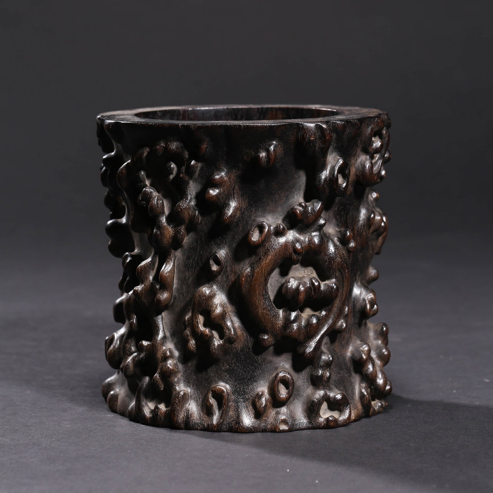 A RED SANDALWOOD BRUSH POT: Dimensions: Height: 14cm, Diam. 13.5cm A Red Sandalwood Brush Pot