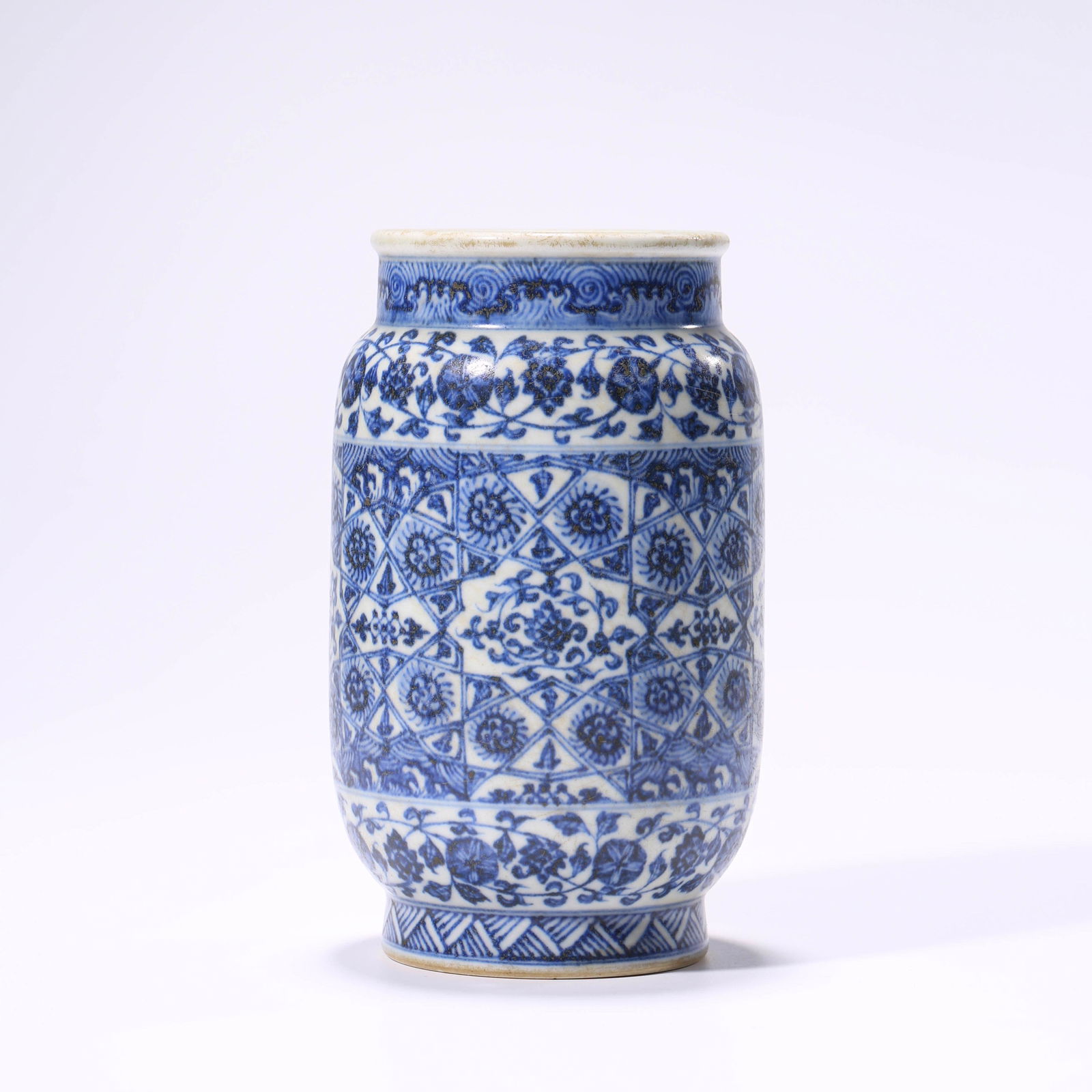 PORCELAIN BLUE & WHITE INTERLOCKING BRANCHES JAR (1 of 9)