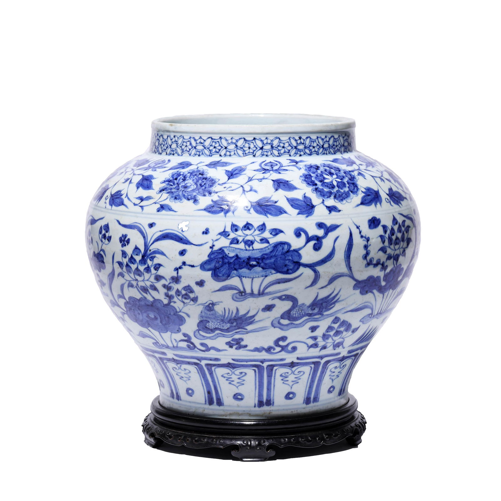 CHINESE PORCELAIN BLUE & WHITE JAR (1 of 9)