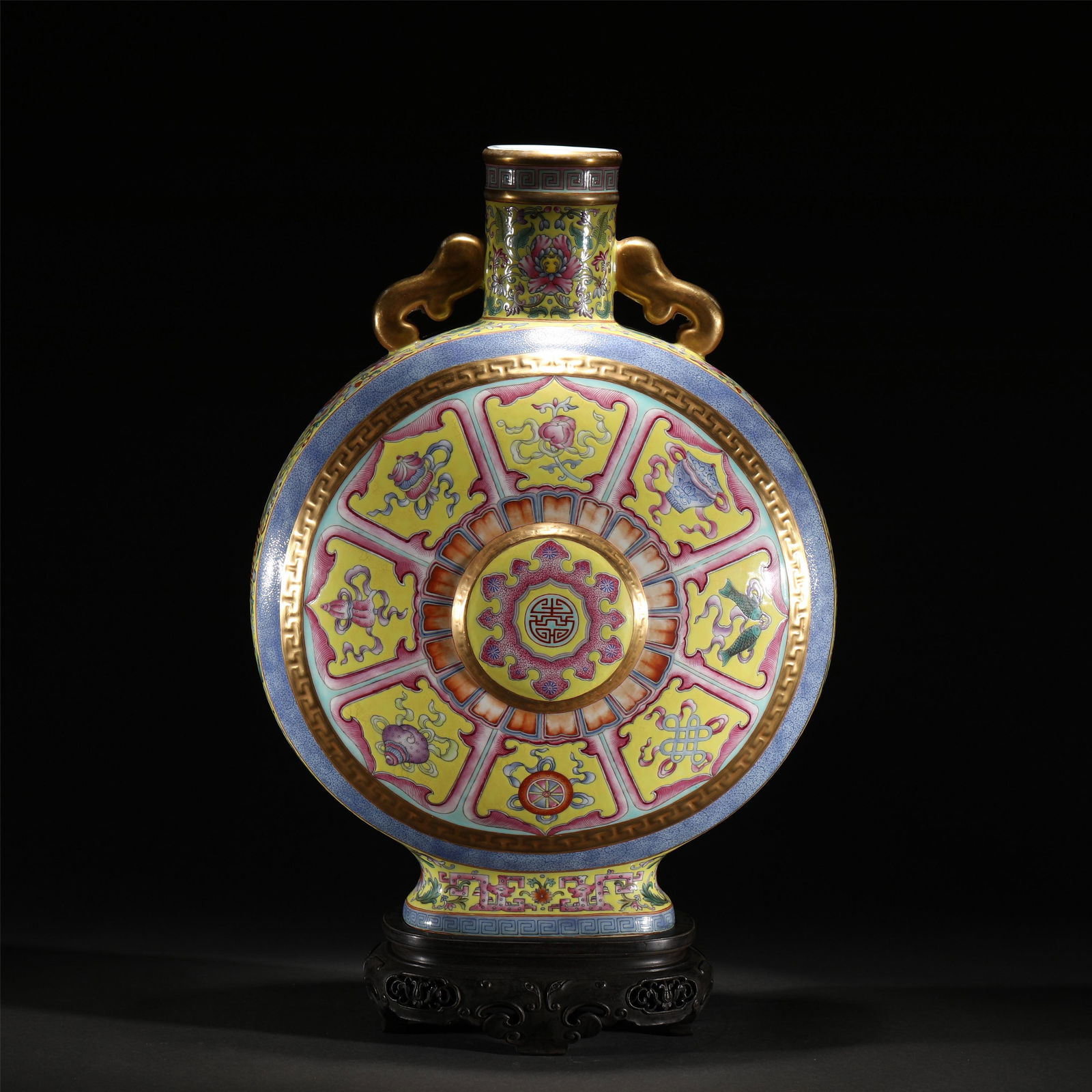 A FAMILLE ROSE GOLD PAINTED FLASK MOON VASE/QING (1 of 13)