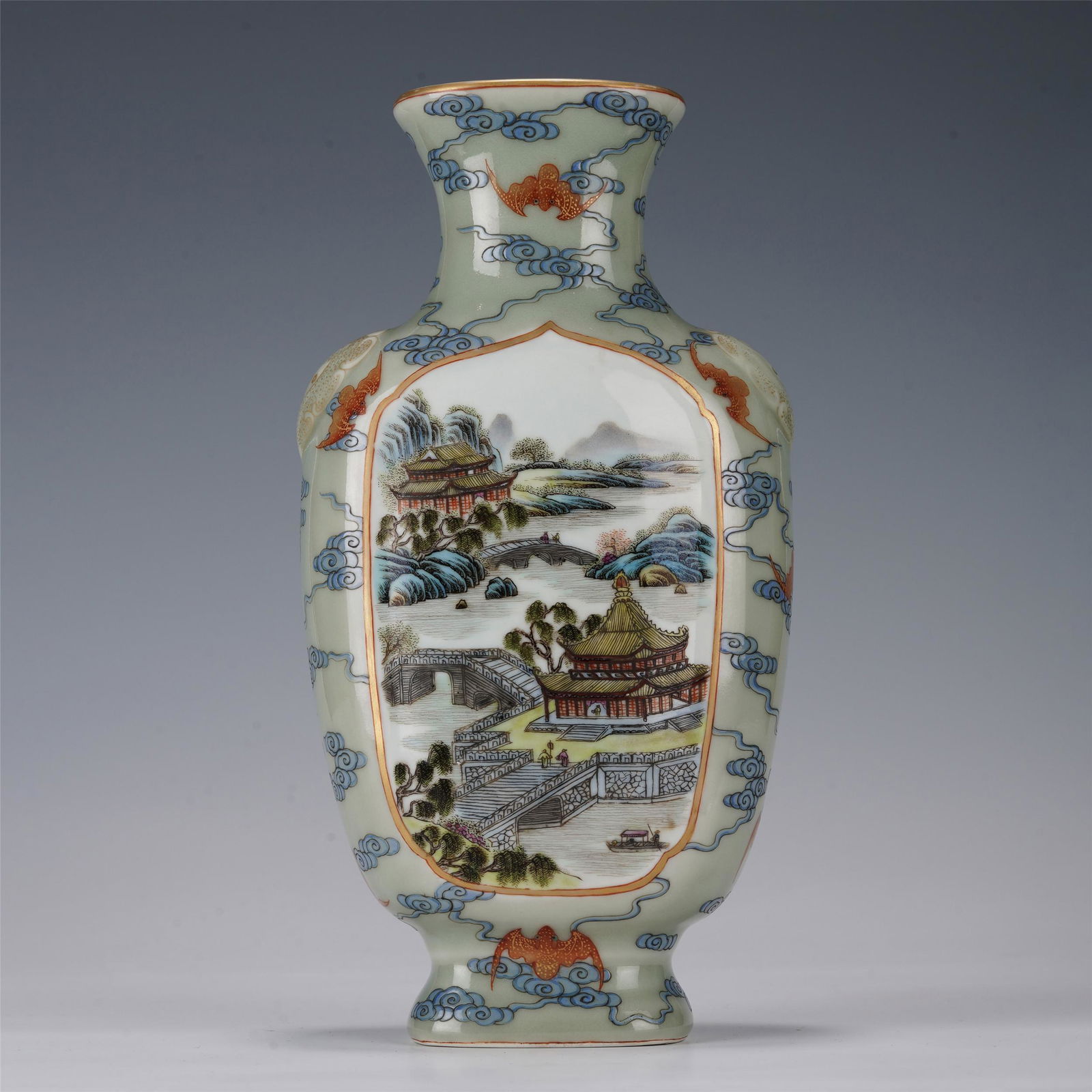 A CHINESE FAMILLE ROSE PORCELAIN VIEWS VASE (1 of 12)