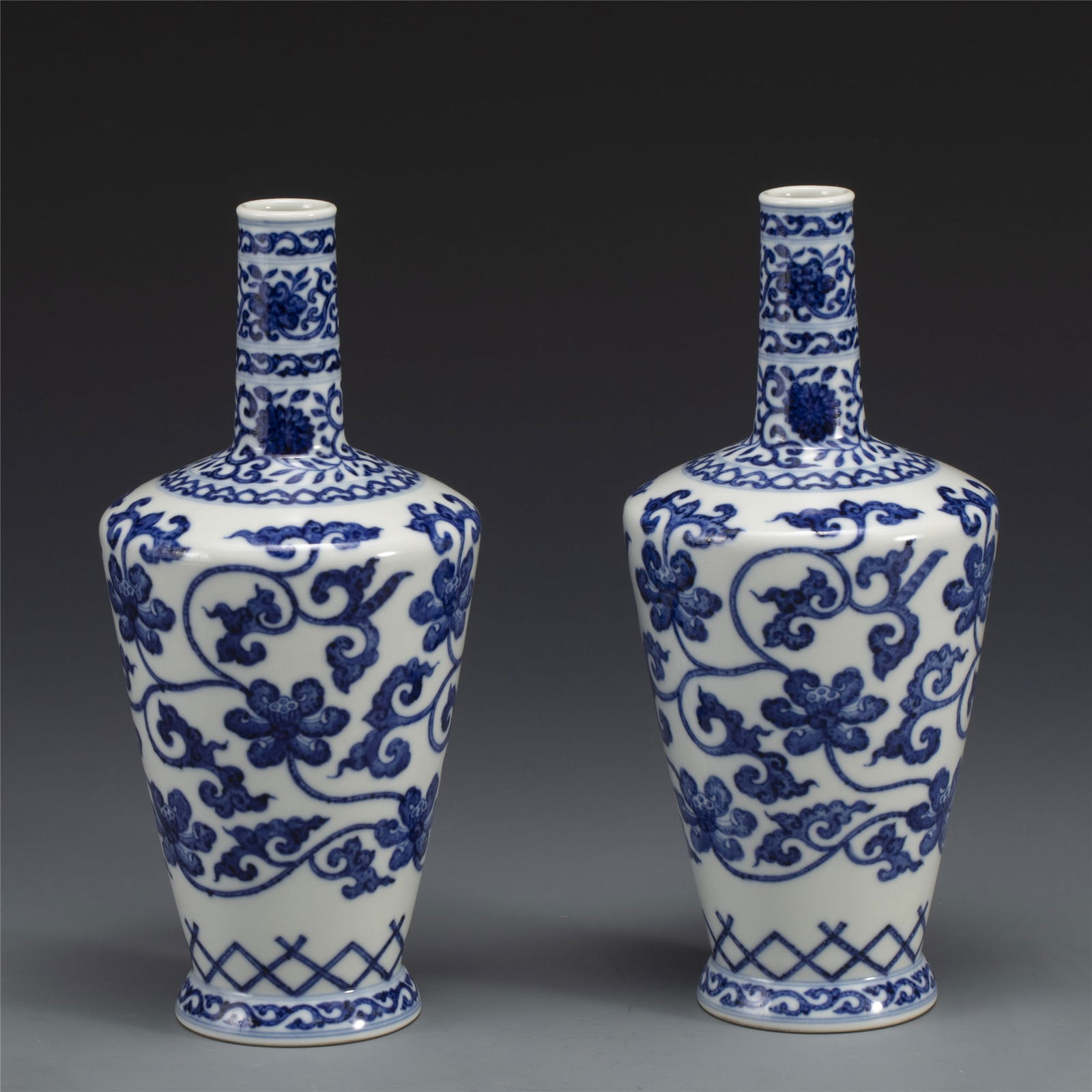 PAIR OF QING YONGZHENG BLUE & WHITE LOTUS VASES (1 of 8)