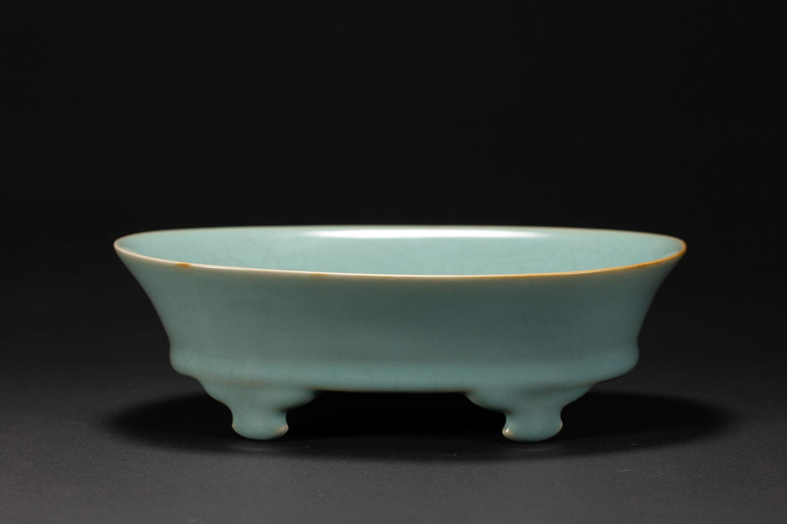 A RU TYPE GLAZE PORCELAIN BRUSH WASHER (1 of 9)