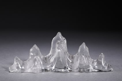 A CHINESE CARVED CRYSTAL BRUSHREST