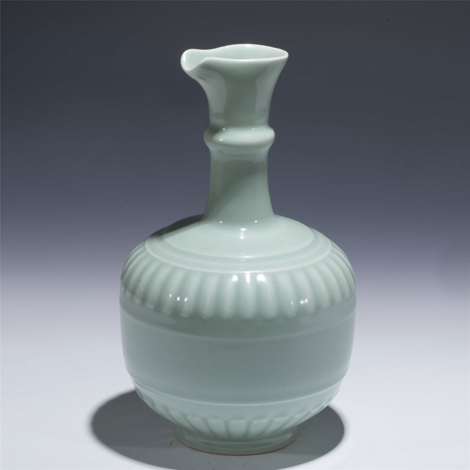 QING YONGZHENG BEAN GREEN GLAZE BOTTLE (1 of 7)
