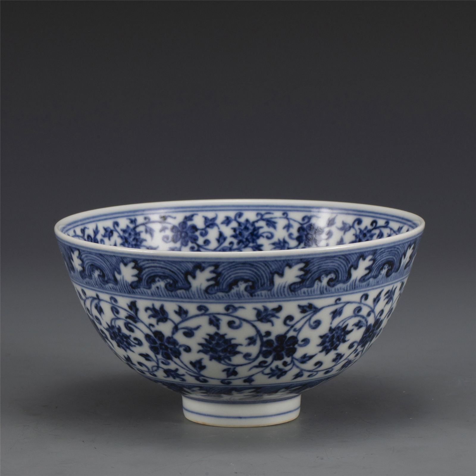 MING XUANDE BLUE & WHITE LOTUS BOWL (1 of 10)