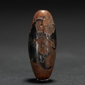 A TIBETAN DZI BEAD