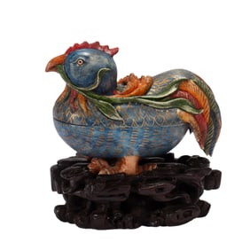 A POLYCHROME PAINTED ORGANIC GEM BOX WITH COVER