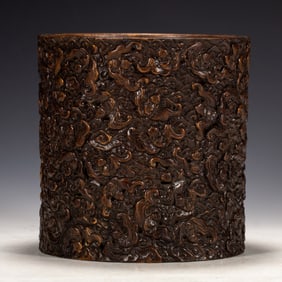 A CARVED ALOESWOOD BRUSHPOT