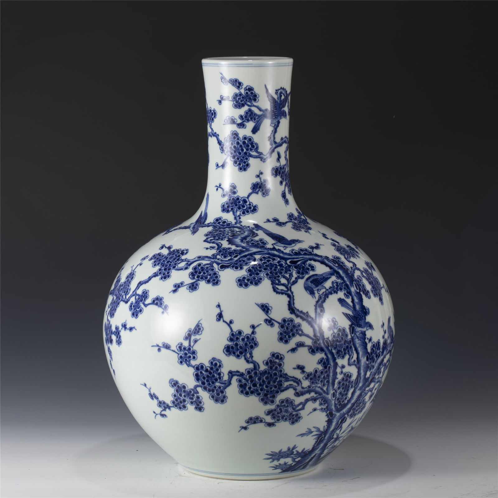 QING BLUE & WHITE CELESTIAL VASE: Measurements: Length: 39 cm, Width: 39 cm, Height: 54.5 cm Chinese Qing Dynasty Qianlong Blue and White Porcelain Celestial Sphere Vase. Potted in celestial shape vase, thick and tall, globular